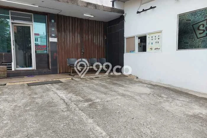 Komersial Bagus Dijual LB 500m2 Lokasi Strategis Tangerang Area Cocok untuk Berbisnis Komersial Bagus Dijual LB 500m2 Lokasi Strategis Tangerang Area Cocok untuk Berbisnis