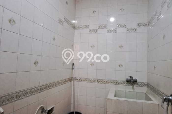 Rumah Second Belakang Green Ville Jakarta Barat Rumah Second Belakang Green Ville Jakarta Barat