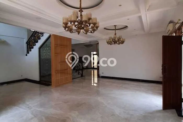 Ready to Use! Luxury House LT 460m2 Desain Modern di Pondok Indah Ready to Use! Luxury House LT 460m2 Desain Modern di Pondok Indah