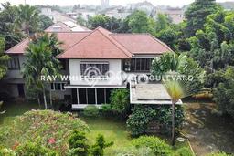 For Sale! Premium House LT 2500m2 Desain Elegan di Tanah Kusir For Sale! Premium House LT 2500m2 Desain Elegan di Tanah Kusir