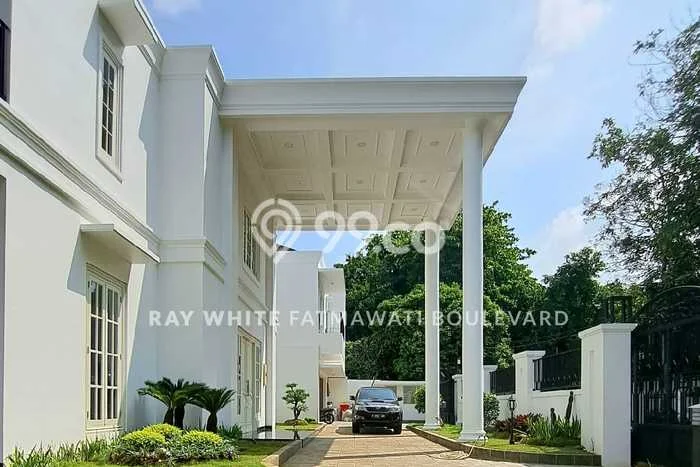 Hot Offer Hunian Mewah Ideal dan Luas di Menteng, Jakarta Pusat Hot Offer Hunian Mewah Ideal dan Luas di Menteng, Jakarta Pusat