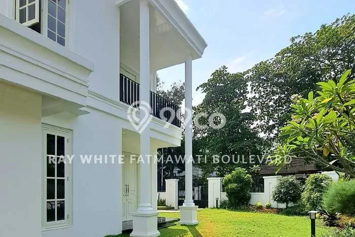 Hot Offer Hunian Mewah Ideal dan Luas di Menteng, Jakarta Pusat Hot Offer Hunian Mewah Ideal dan Luas di Menteng, Jakarta Pusat