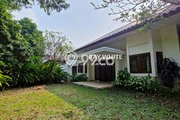 Dijual Rumah Premium dengan Fasilitas Sekitar Lengkap di Kebayoran Baru, Jakarta Selatan Dijual Rumah Premium dengan Fasilitas Sekitar Lengkap di Kebayoran Baru, Jakarta Selatan