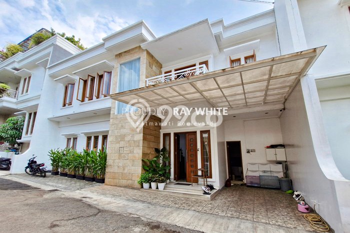 Rumah Elit Modern Siap Huni di Kebagusan Jakarta Selatan Rumah Elit Modern Siap Huni di Kebagusan Jakarta Selatan