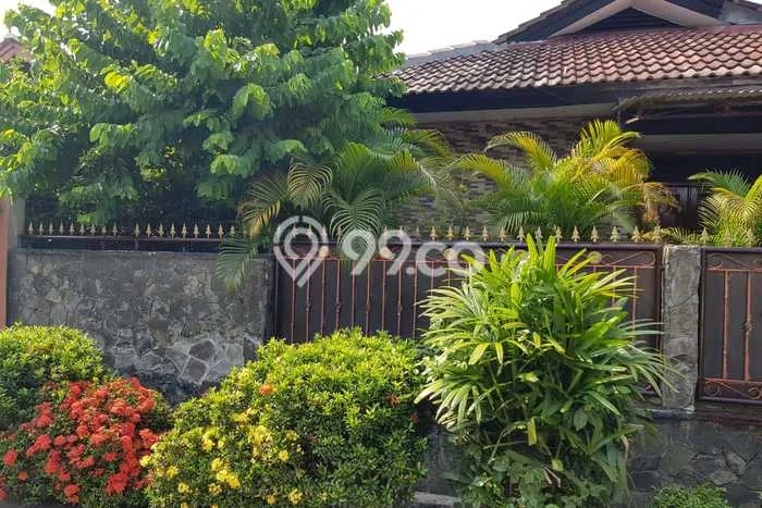 Rumah Modern Minimalis 5 Kamar Siap Huni di Pamulang Rumah Modern Minimalis 5 Kamar Siap Huni di Pamulang