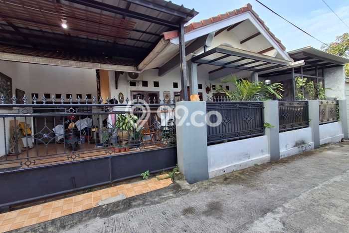 Rumah Modern Minimalis 3 Kamar Bisa Langsung Pindah di Pancoran Mas Rumah Modern Minimalis 3 Kamar Bisa Langsung Pindah di Pancoran Mas