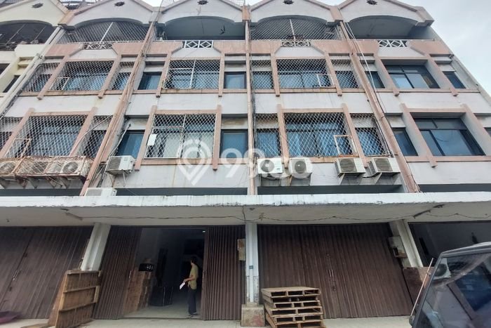 Ruko Dijual Lokasi Emas di Penjaringan Luas 274m2 Ruko Dijual Lokasi Emas di Penjaringan Luas 274m2