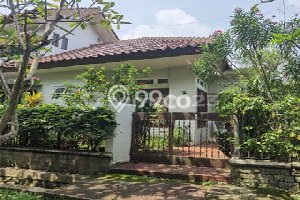 Rumah Elit Modern Tanpa Renovasi di Bintaro Tangerang Selatan Rumah Elit Modern Tanpa Renovasi di Bintaro Tangerang Selatan