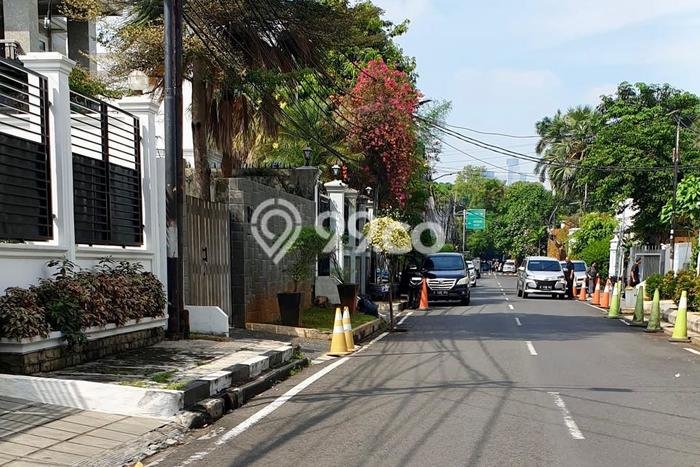 Best Deal Hunian Mewah Ideal dan Luas di Menteng, Jakarta Pusat Best Deal Hunian Mewah Ideal dan Luas di Menteng, Jakarta Pusat
