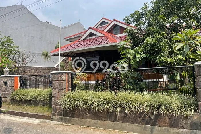 Siap Huni Rumah Mewah 4 Kamar di Cicendo Dekat ke Mana Saja Siap Huni Rumah Mewah 4 Kamar di Cicendo Dekat ke Mana Saja