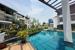 Siap Huni Rumah Mewah 5 Kamar di Kemayoran Dekat ke Mana Pun Siap Huni Rumah Mewah 5 Kamar di Kemayoran Dekat ke Mana Pun