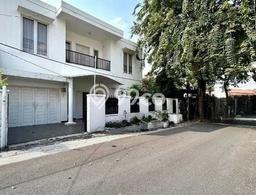 Rumah Lokasi Strategis di Tebet, Jakarta Selatan, Luas 217m² Bangunan 320m² Rumah Lokasi Strategis di Tebet, Jakarta Selatan, Luas 217m² Bangunan 320m²