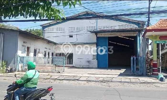 Unit Komersial Disewakan di Surabaya Area Strategis Harga Kompetitif Unit Komersial Disewakan di Surabaya Area Strategis Harga Kompetitif