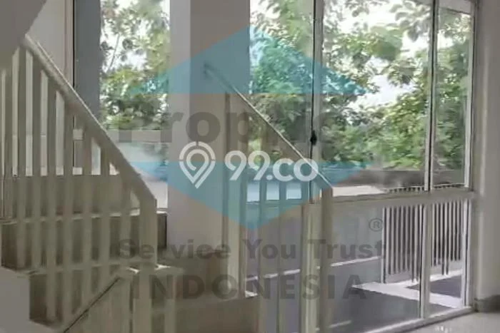 Rumah Modern 3 KT di Wisata Bukit Mas Surabaya Unfurnished Rumah Modern 3 KT di Wisata Bukit Mas Surabaya Unfurnished