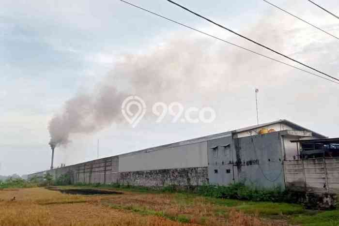 Dijual Pabrik di Menganti Gresik LT 7182m2 / LB 6560m2 Dijual Pabrik di Menganti Gresik LT 7182m2 / LB 6560m2