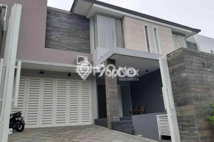 Disewakan Segera Rumah Kondisi Baik di Area Dukuh Pakis, Surabaya Disewakan Segera Rumah Kondisi Baik di Area Dukuh Pakis, Surabaya