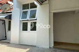 Dijual Rumah Eksklusif 4 KT di Citraland, Surabaya Dijual Rumah Eksklusif 4 KT di Citraland, Surabaya