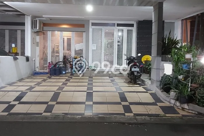 For Sale! Premium House LT 144m2 Desain Elegan di Summarecon Bekasi For Sale! Premium House LT 144m2 Desain Elegan di Summarecon Bekasi