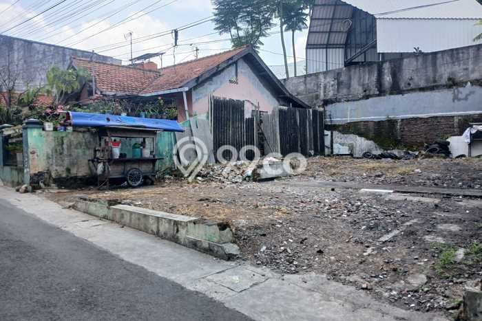 Jarang Ada! Tanah di Tembalang Punya Luas 220m2 SHM Jarang Ada! Tanah di Tembalang Punya Luas 220m2 SHM