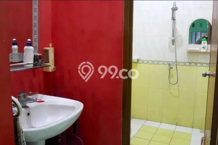 Hunian Elit LB 284m2 Siap Huni Desain Elegan di Pondok Kelapa, Jakarta Timur Hunian Elit LB 284m2 Siap Huni Desain Elegan di Pondok Kelapa, Jakarta Timur