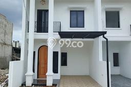 Rumah Luas Asri 3 KT Siap Pakai di Kalimalang Jakarta Timur Rumah Luas Asri 3 KT Siap Pakai di Kalimalang Jakarta Timur