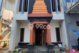 Ruko Dijual di Jakarta Timur LT 76m2 & LB 180m2 Lokasi Terbaik! Ruko Dijual di Jakarta Timur LT 76m2 & LB 180m2 Lokasi Terbaik!