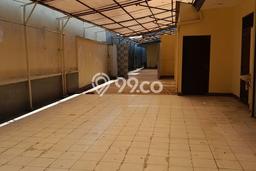 Unit Ruko Paling Strategis di Cilandak Jakarta Selatan dengan LB 300m2 Unit Ruko Paling Strategis di Cilandak Jakarta Selatan dengan LB 300m2