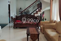 Hunian Mewah Dijual LT 572m2 di Ciputat, Tangerang Selatan Hunian Mewah Dijual LT 572m2 di Ciputat, Tangerang Selatan