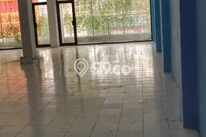 Ruko Disewa di Jakarta Selatan dengan LB 650m2 Area Komersial Ramai Ruko Disewa di Jakarta Selatan dengan LB 650m2 Area Komersial Ramai