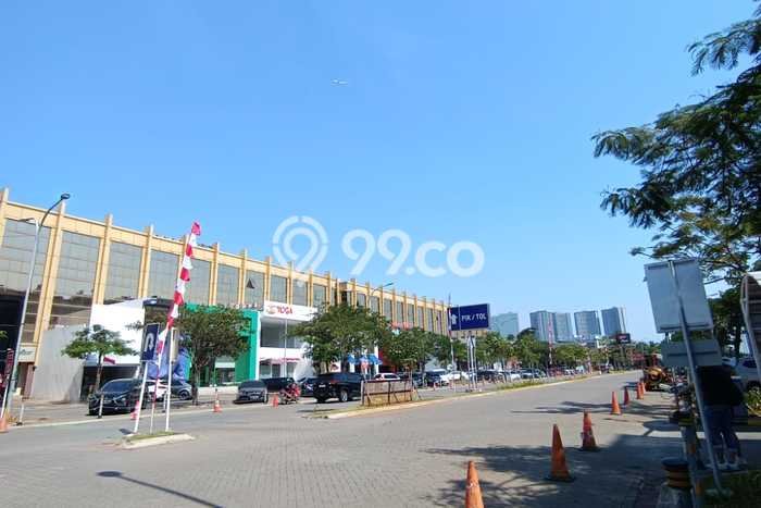 Ruko Disewa di Jakarta Utara dengan LB 330m2 Area Komersial Ramai Ruko Disewa di Jakarta Utara dengan LB 330m2 Area Komersial Ramai