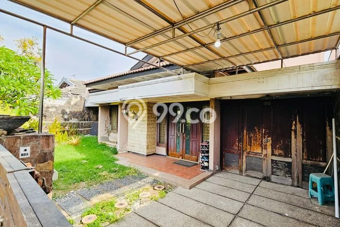 Siap Huni Rumah Minimalis & Modern LB 180m2 di Wadungasri Siap Huni Rumah Minimalis & Modern LB 180m2 di Wadungasri