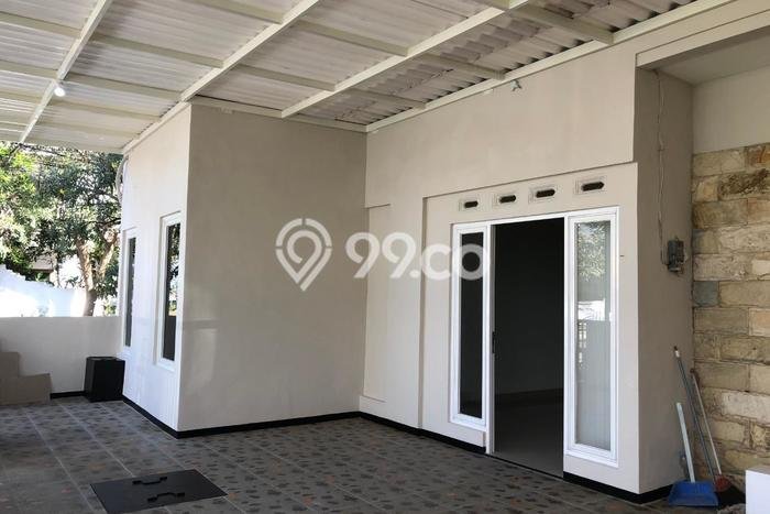 Disewakan! Rumah 5 Kamar Tidur &
3 Kamar Mandi di Wonorejo, Surabaya Disewakan! Rumah 5 Kamar Tidur &
3 Kamar Mandi di Wonorejo, Surabaya