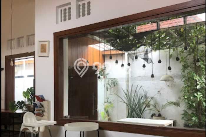 Untuk Dijual! Komersial di Raya Darmo Surabaya LT 400m2 / LB 350m2 Kawasan Bisnis Untuk Dijual! Komersial di Raya Darmo Surabaya LT 400m2 / LB 350m2 Kawasan Bisnis