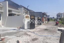 Rumah Modern 3 Kamar LT 100m2 di Gununganyar Rumah Modern 3 Kamar LT 100m2 di Gununganyar