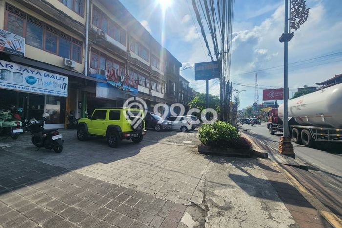 Ruko Paling Dicari LB 221m2 Dijual di Denpasar Utara Ruko Paling Dicari LB 221m2 Dijual di Denpasar Utara