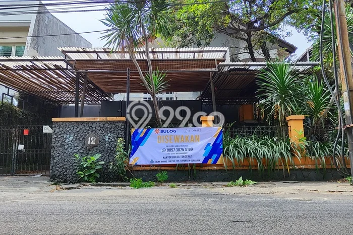 Unit Komersial Paling Strategis di Wonokromo Surabaya dengan LB 620m2 Unit Komersial Paling Strategis di Wonokromo Surabaya dengan LB 620m2