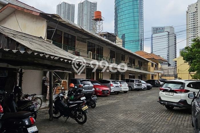 Komersial Dijual di Jakarta Selatan LT 2300m2 & LB 1150m2 Lokasi Terbaik! Komersial Dijual di Jakarta Selatan LT 2300m2 & LB 1150m2 Lokasi Terbaik!