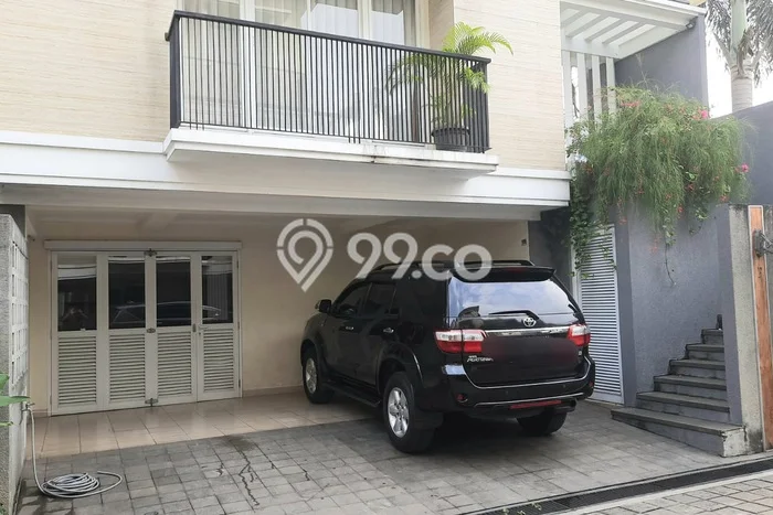 Rumah Sewa Jakarta Selatan LT 124m2 LB 250m2 Area Pejaten Rumah Sewa Jakarta Selatan LT 124m2 LB 250m2 Area Pejaten