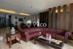 Rumah Mewah LB 1250m2 Siap Pakai Desain Elegan di Cirendeu, Jakarta Selatan Rumah Mewah LB 1250m2 Siap Pakai Desain Elegan di Cirendeu, Jakarta Selatan