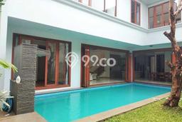 Jarang Ada! Rumah Kontrakan 4 Kamar Nyaman Siap Huni Kemang Jarang Ada! Rumah Kontrakan 4 Kamar Nyaman Siap Huni Kemang