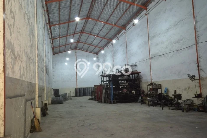 For Rent Gudang Premium di Kenjeran, Luas 430m2m², Area Strategis For Rent Gudang Premium di Kenjeran, Luas 430m2m², Area Strategis
