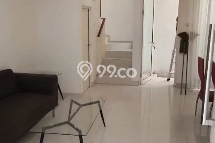 Rumah Kontrakan Surabaya LT 60m2 LB 84m2 Area Pakuwon CIty Rumah Kontrakan Surabaya LT 60m2 LB 84m2 Area Pakuwon CIty