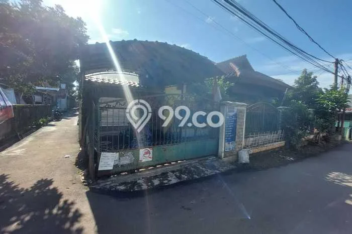 Jual Rumah Luas Elegan Dengan View Eksklusif di Margonda, Depok Jual Rumah Luas Elegan Dengan View Eksklusif di Margonda, Depok