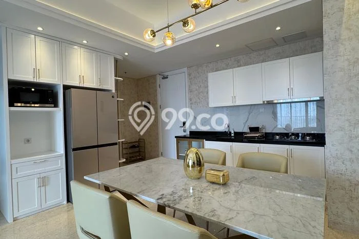Apartemen Strategis 101m2 di Tanjung Barat Jakarta Selatan 2 KT Apartemen Strategis 101m2 di Tanjung Barat Jakarta Selatan 2 KT