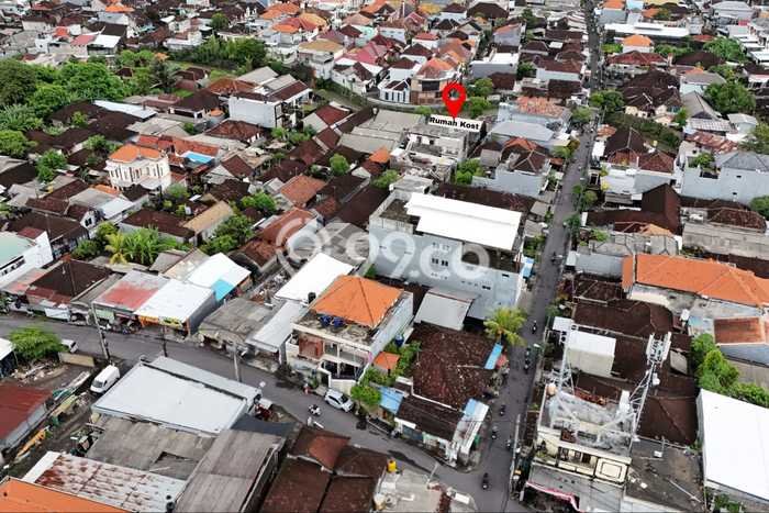 For Sale Hunian Rumah Terawat 4 Kamar di Padangsambian , Denpasar For Sale Hunian Rumah Terawat 4 Kamar di Padangsambian , Denpasar
