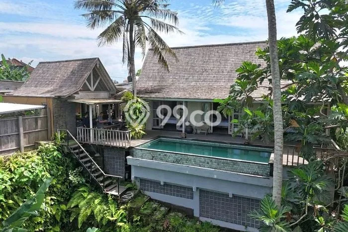 AREA PREMIUM! Vila Kawasan Sukawati, Ukuran 428m2m², View Menarik di area AREA PREMIUM! Vila Kawasan Sukawati, Ukuran 428m2m², View Menarik di area