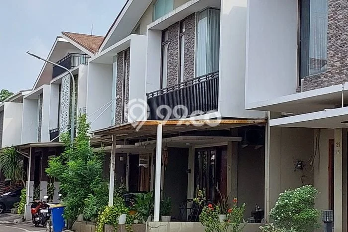 Jarang Ada! Rumah Kontrakan 4 Kamar Nyaman Siap Huni Condet Jarang Ada! Rumah Kontrakan 4 Kamar Nyaman Siap Huni Condet