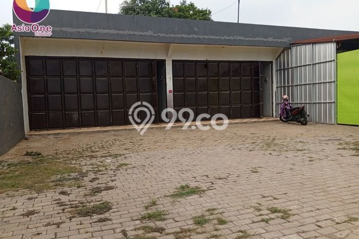Unit Ruko Paling Strategis di Cileungsi Bogor dengan LB 50m2 Unit Ruko Paling Strategis di Cileungsi Bogor dengan LB 50m2