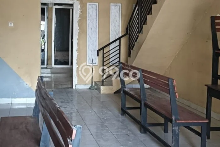 Ruko disewakan lokasi strategis Cileungsi Bogor 85m2 Ruko disewakan lokasi strategis Cileungsi Bogor 85m2