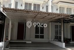 Rumah Modern 4 KT di Cibubur Jakarta Timur Semi Furnished Rumah Modern 4 KT di Cibubur Jakarta Timur Semi Furnished